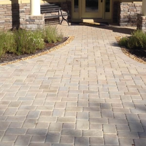 stabil-residential-driveway-pavers-14-1024×640